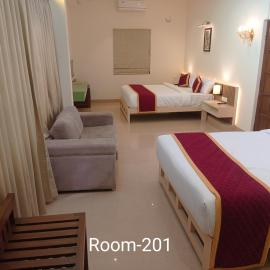 Raul's Boutique Hotel, by Dona Paula Sea View