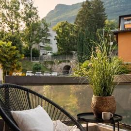 Iconic Lugano New Modern Apt 2BR Free Garage Fast WiFi