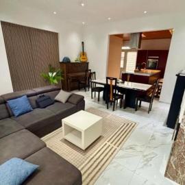 Maison 8 personnes à Brunehaut - 4 chambres avec Terrasse et parking - 12 min Tournai & 12 min Saint- Amand-Les-Eaux