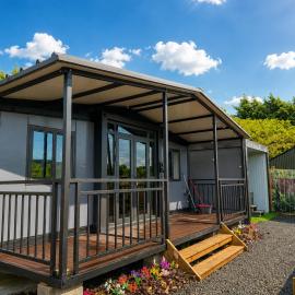The Lodge-private indoor hot tub Garvagh retreats