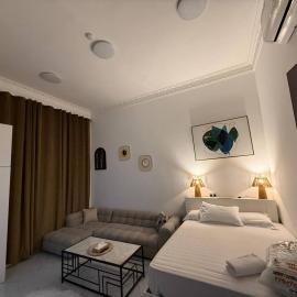 Lightmoon studio Jimi, hotel in Al Ain