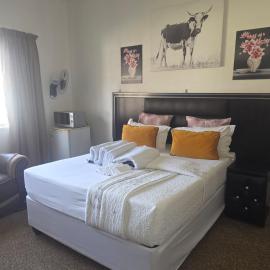 Kiara Guest House, hotel a Mahikeng
