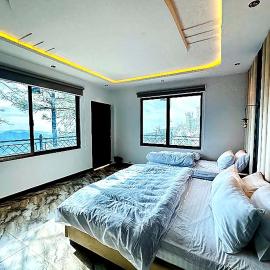 Luxury 1BHK Panoramic Views Near Mall Road Murree, hotel di Upper Topa