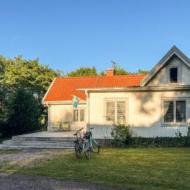 2 Bedroom Lovely Home In Ödeshög, hotel v destinácii Ödeshög