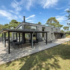 Beautiful Home In Nexø With Wifi