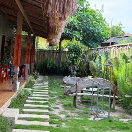 Bitang's Guesthouse - Starlink Ready: Burgos şehrinde bir otel