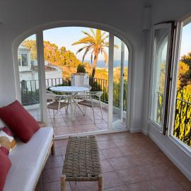 Casa Palmera between the sea and the mountains