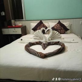 Hotel Royal Inn, hotel in Nawākot