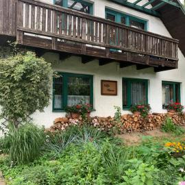 Luxus Apartment in Villa MACZAN with Breakfast and Relax-Garden