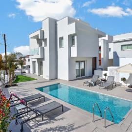 Sun & Moon Luxury - Celeste Villa