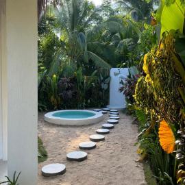 Reef Reset House Villa-Ice Bath-Starlink, Hotel in Libertad