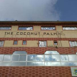 The Coconut Palm Hotel، فندق في Ndaragwa