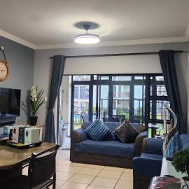 Topanga 17, hotell i Uvongo Beach
