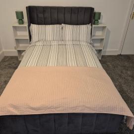 private room with shower room to your own 15 minutes to Durham centre, hotel a Bowburn