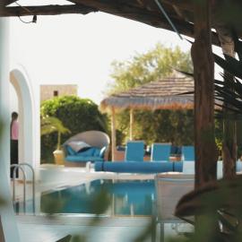 Villa bougainvilliers, hotel in Aghīr