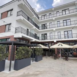 AeroGrey Residence Apartments, hotel en Tunari