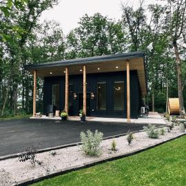 South Shores: Warroad şehrinde bir otel