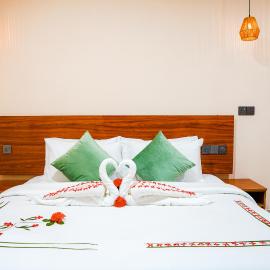 Naeco Select Pearl, Hotel in Hanimaadhoo