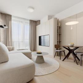 Eurovea Tower Apartment, 36th Floor, Castle View & Free Parking