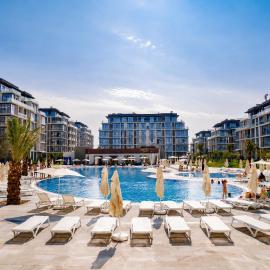 Cozy family apartment at Seabreeze Nardaran, Beach & Pool, Polo Residence