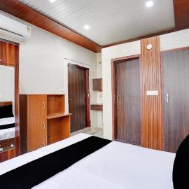 My ROYAL EMBASSY, hotel en Chaheru