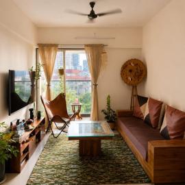 Bloom House -Boho 1BHK, Walk to EON,10 min Airport