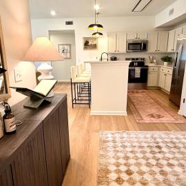 StarkVilla - The Perfect Location!