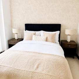 Modern Maidstone Apartment - Central Location, Free Parking, Balcony - Perfect Long Stay, Hotel in Maidstone