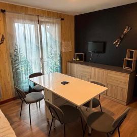 appartement au pied des pistes, Hotel in Boutx