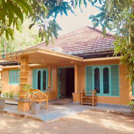 Funky Monkey Surfhostel Hiriketiya, hotel en Hiriketiya