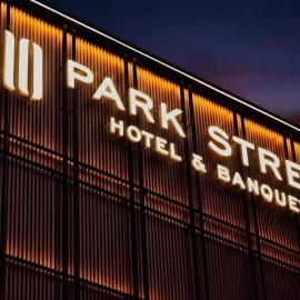 10 Park Street Hotel & Banquets