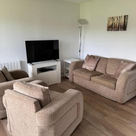 Family friendly 2 bedroom bungalow, hotel in Freshwater