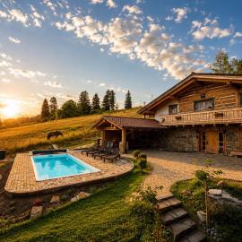 Chalet Laitner، فندق في ياسينيا