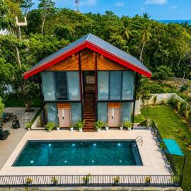 TUNA Hiriketiya - Luxury Resort & Pool Retreat, hotel u gradu 'Hiriketiya'