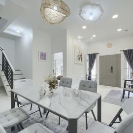 Villa Sore Teduh Luxury 3BR Near Ambarukmo Plaza and Coffee Shops, hotel di Demangan