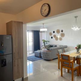 Lujoso apartamento con jacuzzi y gimnasio, hotel in Jacagua