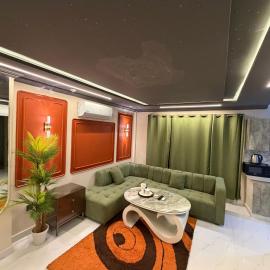 Al Syed Royal Residences, Luxury Family Apartments in Bahria Town Lahore, hotel u gradu 'Lahore'