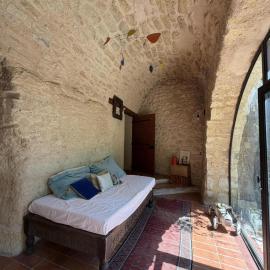 Gorgeous 3-bedroom house with AC in Cabrières-d'Aigues