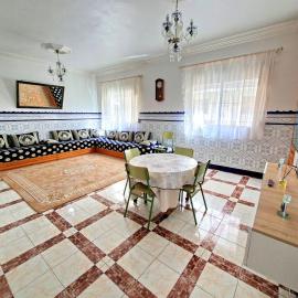 Dar Al Amira Appartements à 550m de la plage, hotel en Fnideq