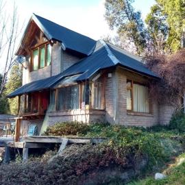 Casa amplia y luminosa, hotell sihtkohas San Carlos de Bariloche