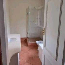 Universtas Guest House、ブルームフォンテーンのホテル