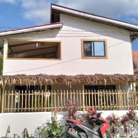 Tinatanaw Villa