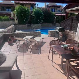 Villa Tone- velutstyrt villa med privat basseng og BBQ