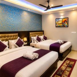 Hotel Bed & Room