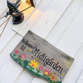 Midtigården, готель у місті Teksdal