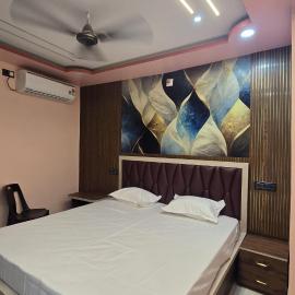 Kailash Homestay 300mts from Baba Baidyanath Temple