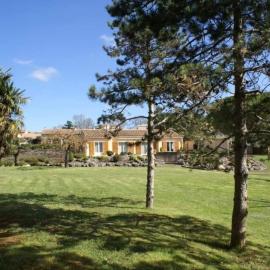Pool, tennis, sauna et balneo in the Little Forest