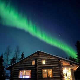 Superior Log cabin, Hut and Sauna by the lake, hotell sihtkohas Kuusamo