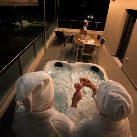 AMORÉA Jacuzzi Suites Evia, hotel Erétriában