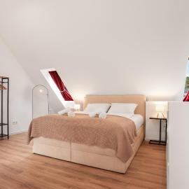 AStay - Apartment mit Arbeitsplatz, Parkplatz & Terrasse - für 4